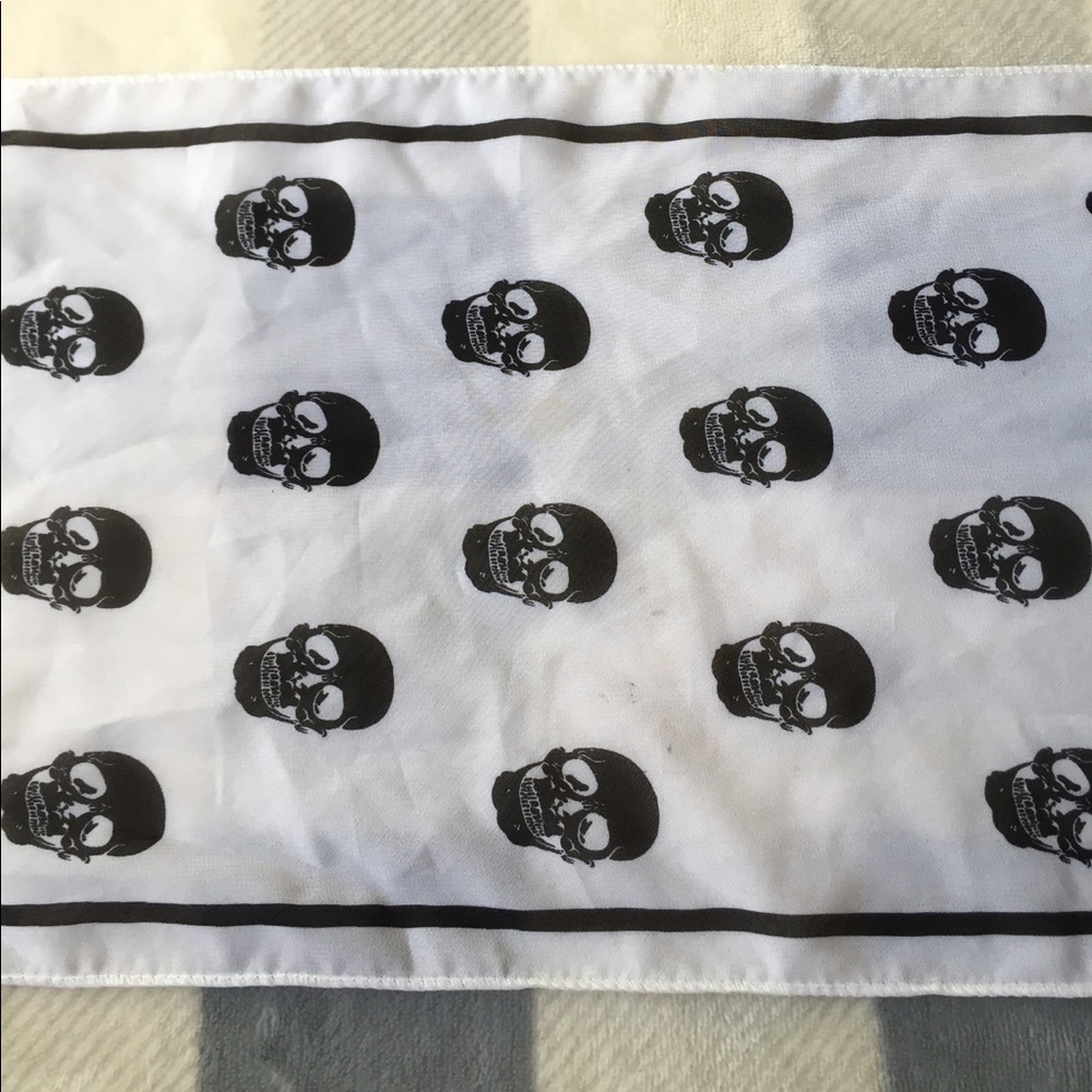 Black and white skull infinity scarf
